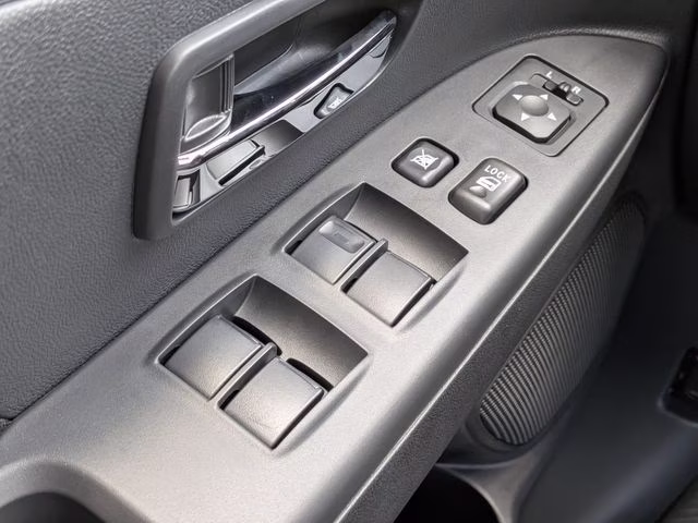 2026 Labrador Black Pearl Mitsubishi Outlander Sport 2.0 ES 4X4 SUV