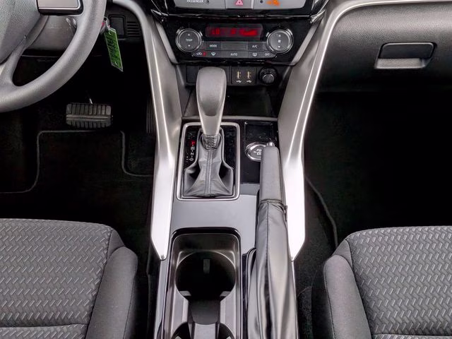 2026 Alloy Silver Metallic Mitsubishi Eclipse Cross ES 4X4 SUV