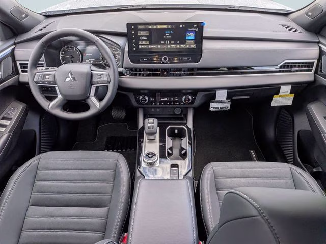 2026 White Diamond Mitsubishi Outlander LE FWD SUV