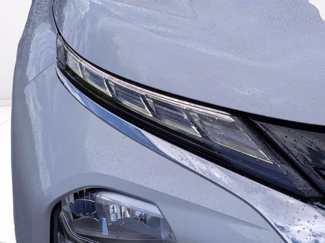 2026 White Diamond Mitsubishi Outlander LE FWD SUV