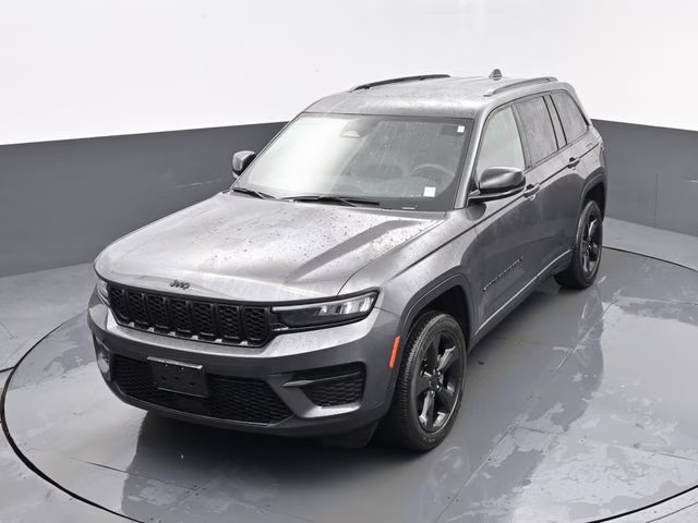 2023 Baltic Gray Metallic Clearcoat Jeep Grand Cherokee Altitude X 4X4 SUV