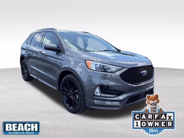 2022 Gray Metallic Ford Edge ST Line AWD SUV
