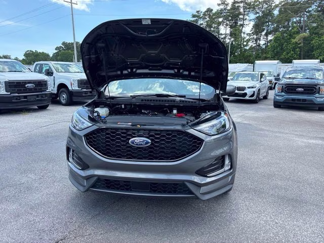 2022 Gray Metallic Ford Edge ST Line AWD SUV
