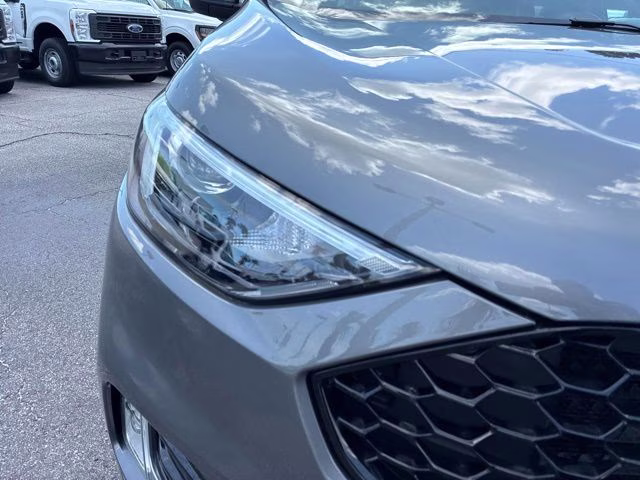 2022 Gray Metallic Ford Edge ST Line AWD SUV