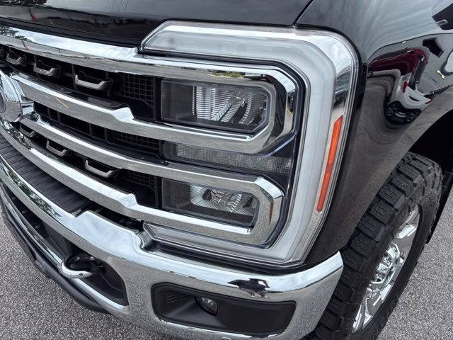 2023 Black Metallic Ford Super Duty F-250 SRW King Ranch 4X4 Truck