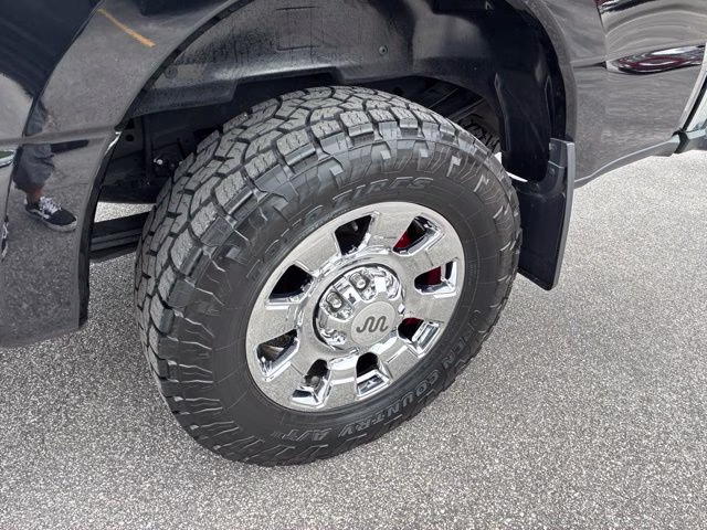 2023 Black Metallic Ford Super Duty F-250 SRW King Ranch 4X4 Truck