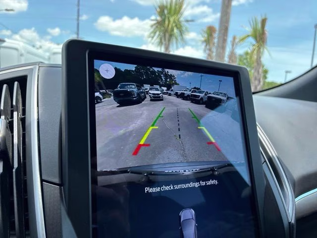 2022 Gray Metallic Ford Edge ST Line AWD SUV