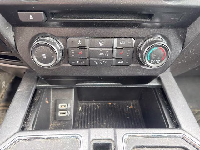 2018 Magnetic Metallic Ford F-150 XLT 4X4 Truck