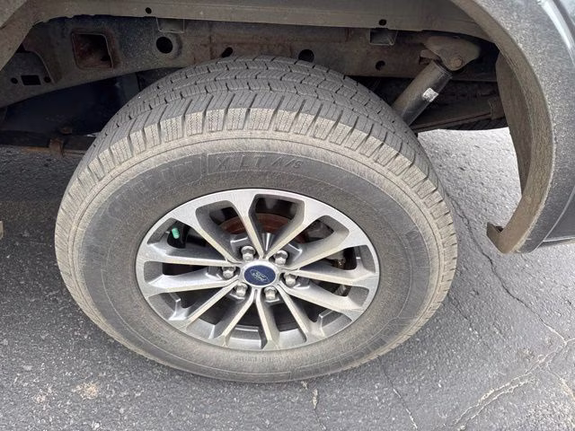 2018 Magnetic Metallic Ford F-150 XLT 4X4 Truck