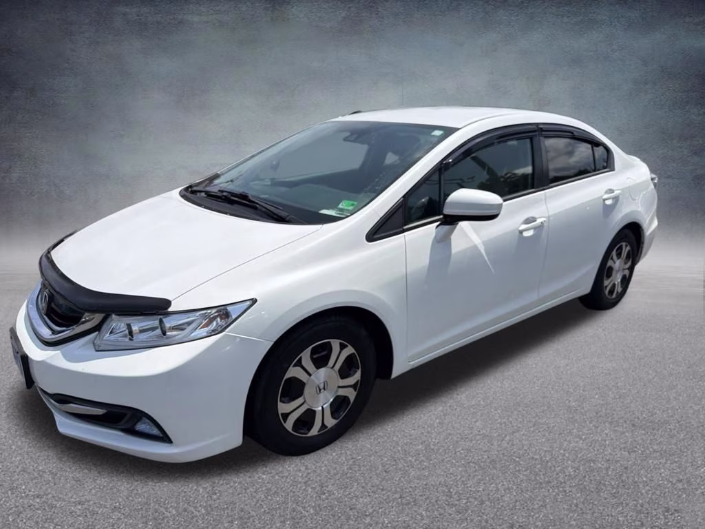 2014 White Honda Civic Hybrid FWD Sedan
