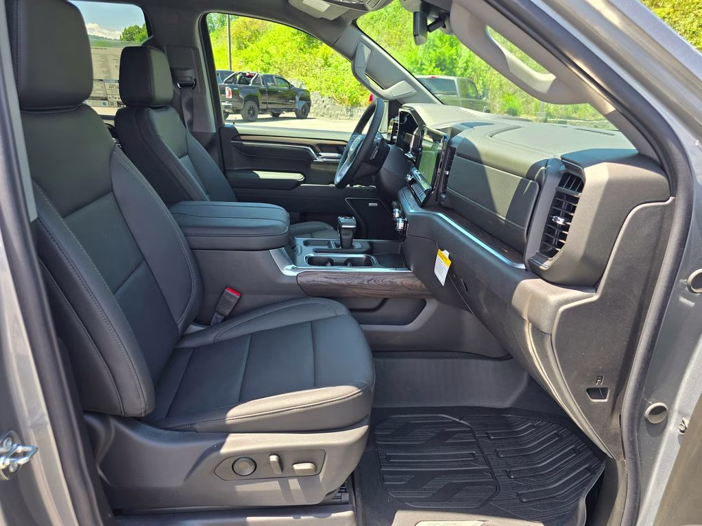 2026 Sterling Metallic GMC Sierra 1500 SLT 4X4 Truck