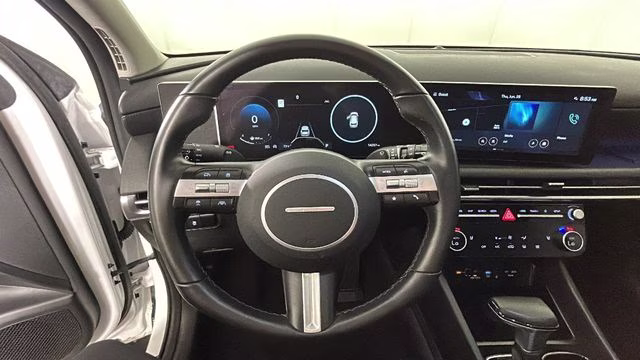 2025 White Pearl Hyundai Tucson SEL Convenience FWD SUV