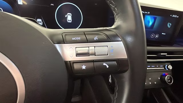 2025 White Pearl Hyundai Tucson SEL Convenience FWD SUV