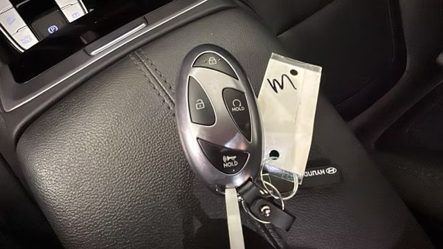 2025 White Pearl Hyundai Tucson SEL Convenience FWD SUV