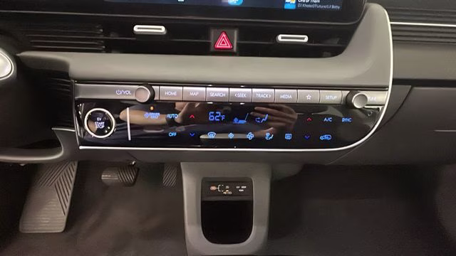 2025 Atlas White Matte Hyundai IONIQ 5 SEL RWD SUV