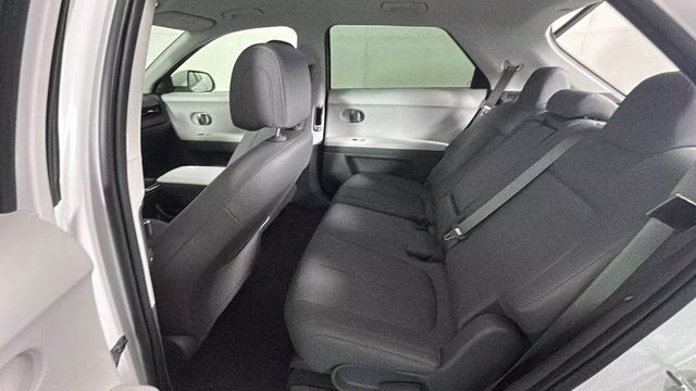 2025 Atlas White Matte Hyundai IONIQ 5 SEL RWD SUV