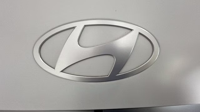 2025 Atlas White Matte Hyundai IONIQ 5 SEL RWD SUV
