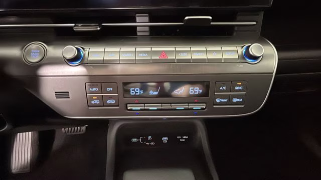 2025 Cyber Gray Metallic Hyundai Kona SEL FWD SUV