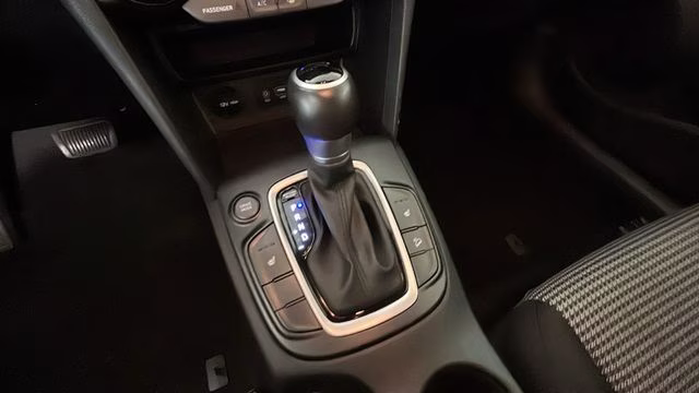 2018 Pulse Red Hyundai Kona SEL FWD SUV
