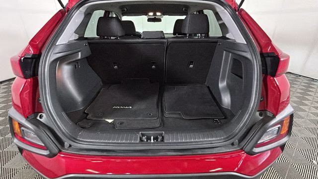 2018 Pulse Red Hyundai Kona SEL FWD SUV