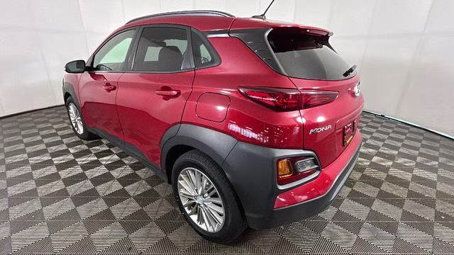 2018 Pulse Red Hyundai Kona SEL FWD SUV