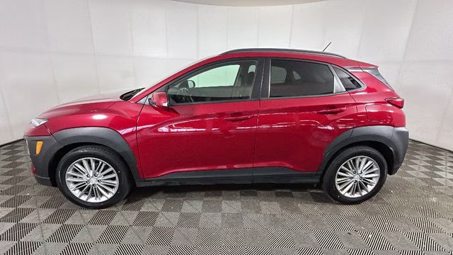 2018 Pulse Red Hyundai Kona SEL FWD SUV