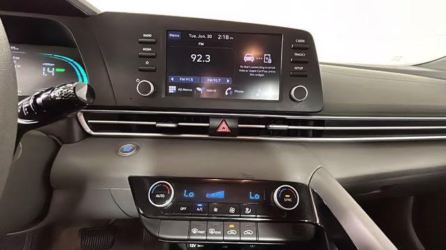 2025 Fluid Metal Hyundai Elantra Hybrid Blue FWD Sedan