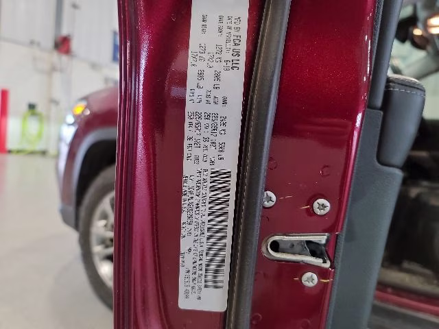 2019 Velvet Red Pearlcoat Jeep Cherokee Latitude Plus 4X4 SUV