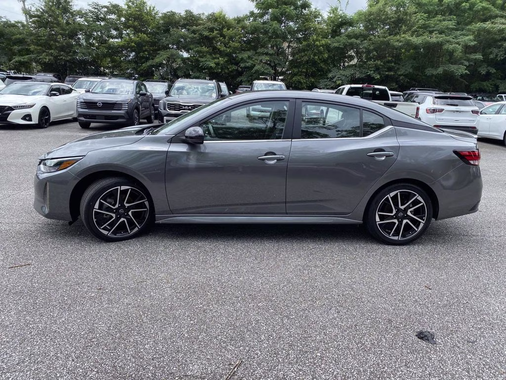 2025 Gun Metallic Nissan Sentra SR FWD Sedan