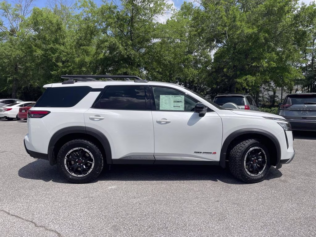 2026 Everest White Pearl Tricoat Nissan Pathfinder Rock Creek 4X4 SUV