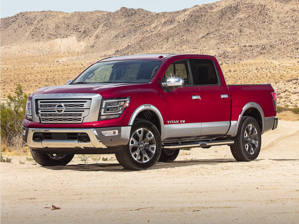2022 Gun Metallic Nissan Titan Platinum Reserve 4X4 Truck