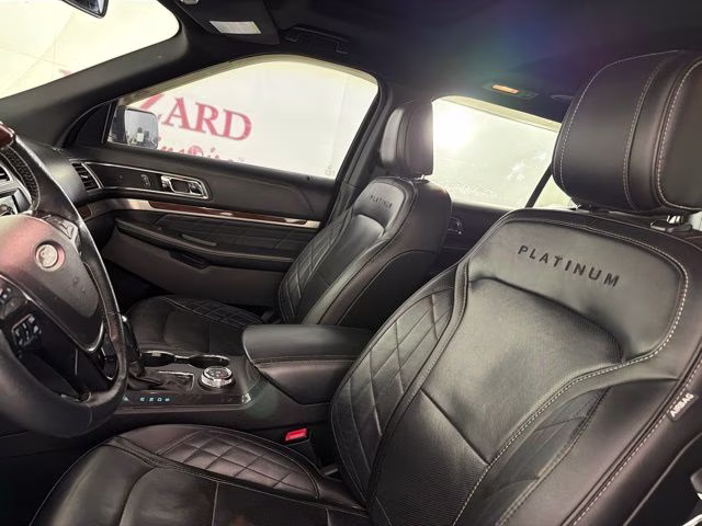 2018 Magnetic Ford Explorer Platinum 4X4 SUV