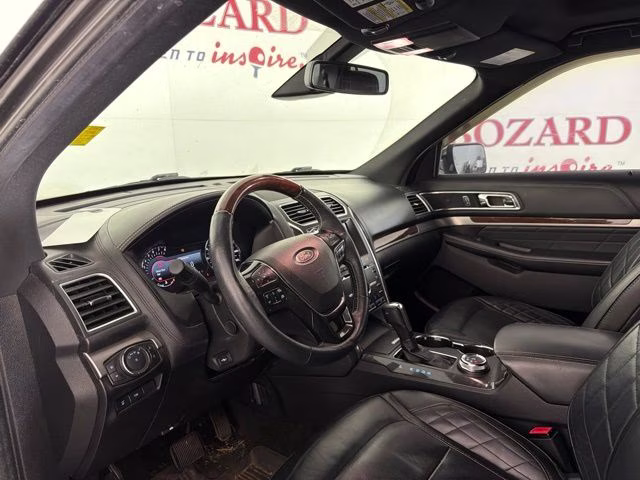 2018 Magnetic Ford Explorer Platinum 4X4 SUV