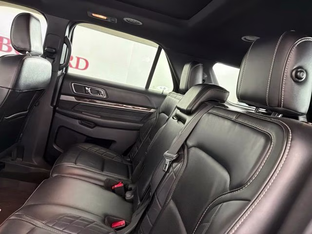 2018 Magnetic Ford Explorer Platinum 4X4 SUV