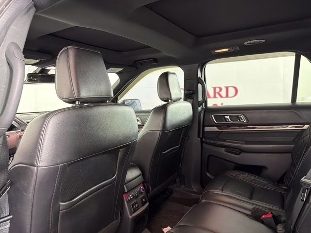 2018 Magnetic Ford Explorer Platinum 4X4 SUV
