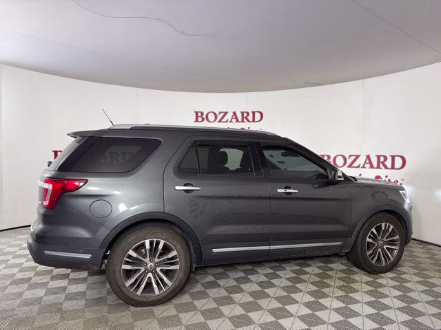 2018 Magnetic Ford Explorer Platinum 4X4 SUV