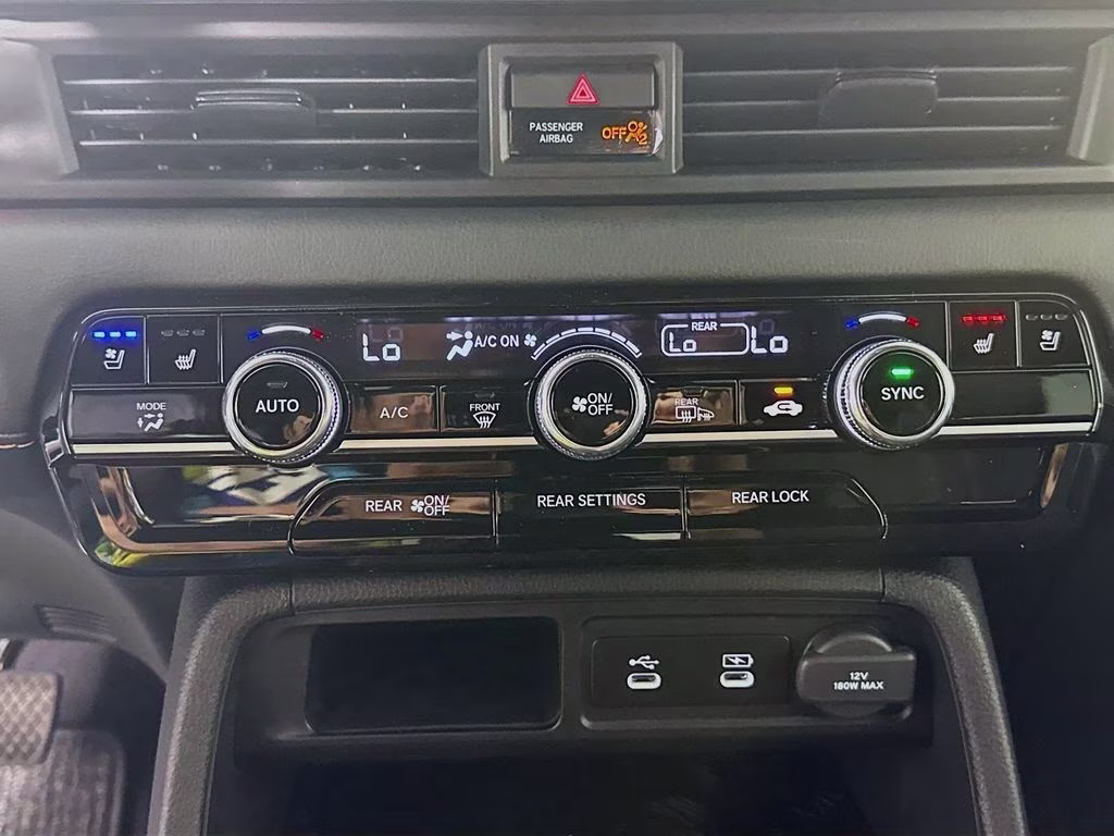 2026 Crystal Black Pearl Honda Passport TrailSport Elite AWD SUV