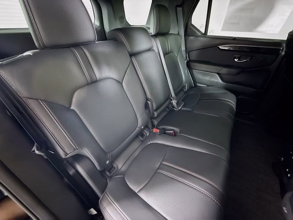 2026 Crystal Black Pearl Honda Passport TrailSport Elite AWD SUV