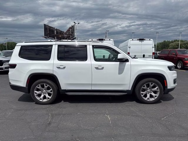 2022 Bright White Clearcoat Jeep Wagoneer Series II 4X4 SUV