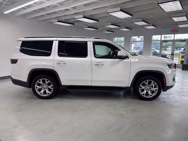 2022 Bright White Clearcoat Jeep Wagoneer Series II 4X4 SUV
