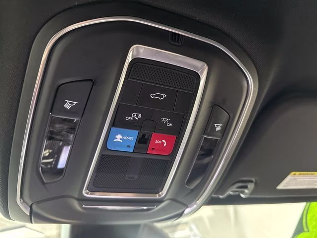 2022 Bright White Clearcoat Jeep Wagoneer Series II 4X4 SUV