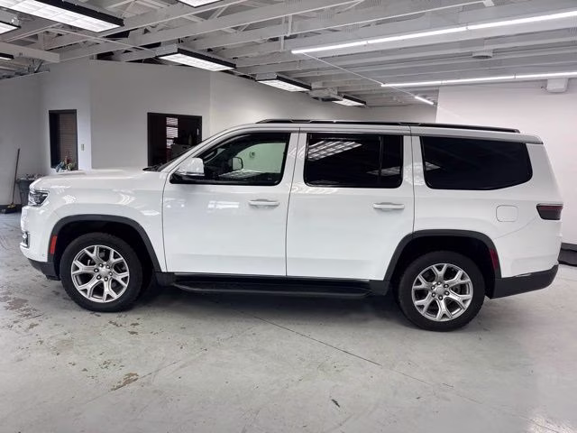2022 Bright White Clearcoat Jeep Wagoneer Series II 4X4 SUV