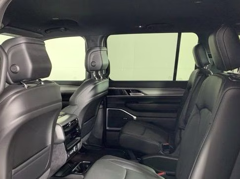 2026 Bright White Clearcoat Jeep Grand Wagoneer 4x4 4X4 SUV