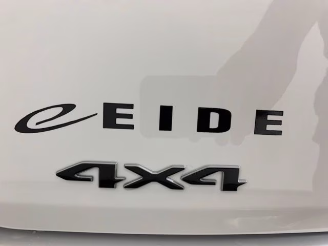 2026 Bright White Clearcoat Jeep Grand Wagoneer 4x4 4X4 SUV