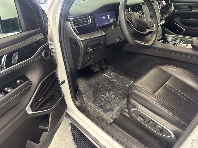 2022 Bright White Clearcoat Jeep Wagoneer Series II 4X4 SUV