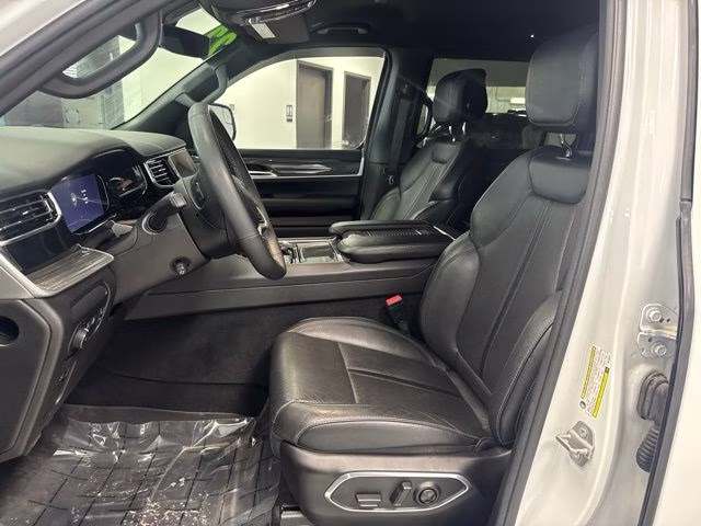 2022 Bright White Clearcoat Jeep Wagoneer Series II 4X4 SUV