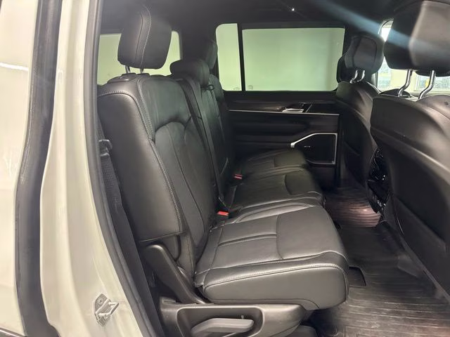 2022 Bright White Clearcoat Jeep Wagoneer Series II 4X4 SUV