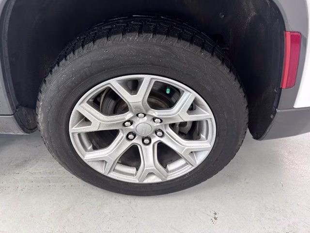 2022 Bright White Clearcoat Jeep Wagoneer Series II 4X4 SUV