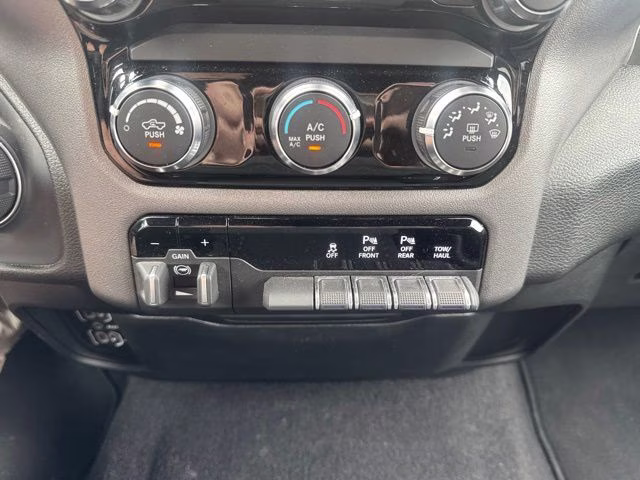 2025 Bright White Clearcoat Ram 1500 Big Horn 4X4 Truck