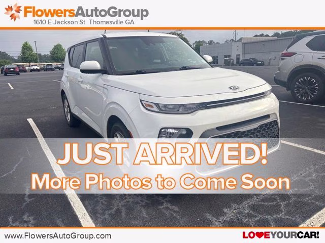 2021 Snow White Pearl Kia Soul S FWD Hatchback